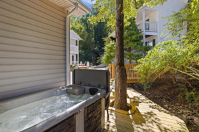 Little Bear Cottage is located only a half-mile away from downtown Gatlinburg!